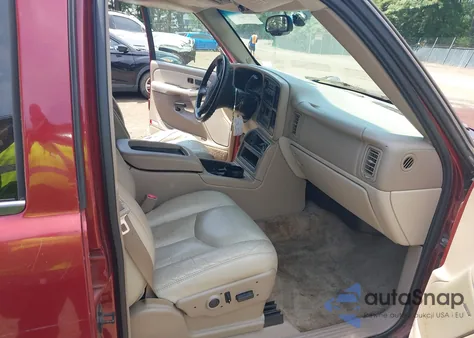 2003 Chevrolet Suburban 1500 Lt z USA, uszkodzony, nr VIN 1GNFK16Z23J258722